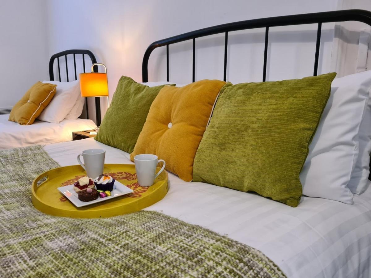 Burton-upon-Trent Coopers, Ground Floor Apartment With 2 Bedrooms And 2 Bathrooms Within A Georgian Listed Building מראה חיצוני תמונה