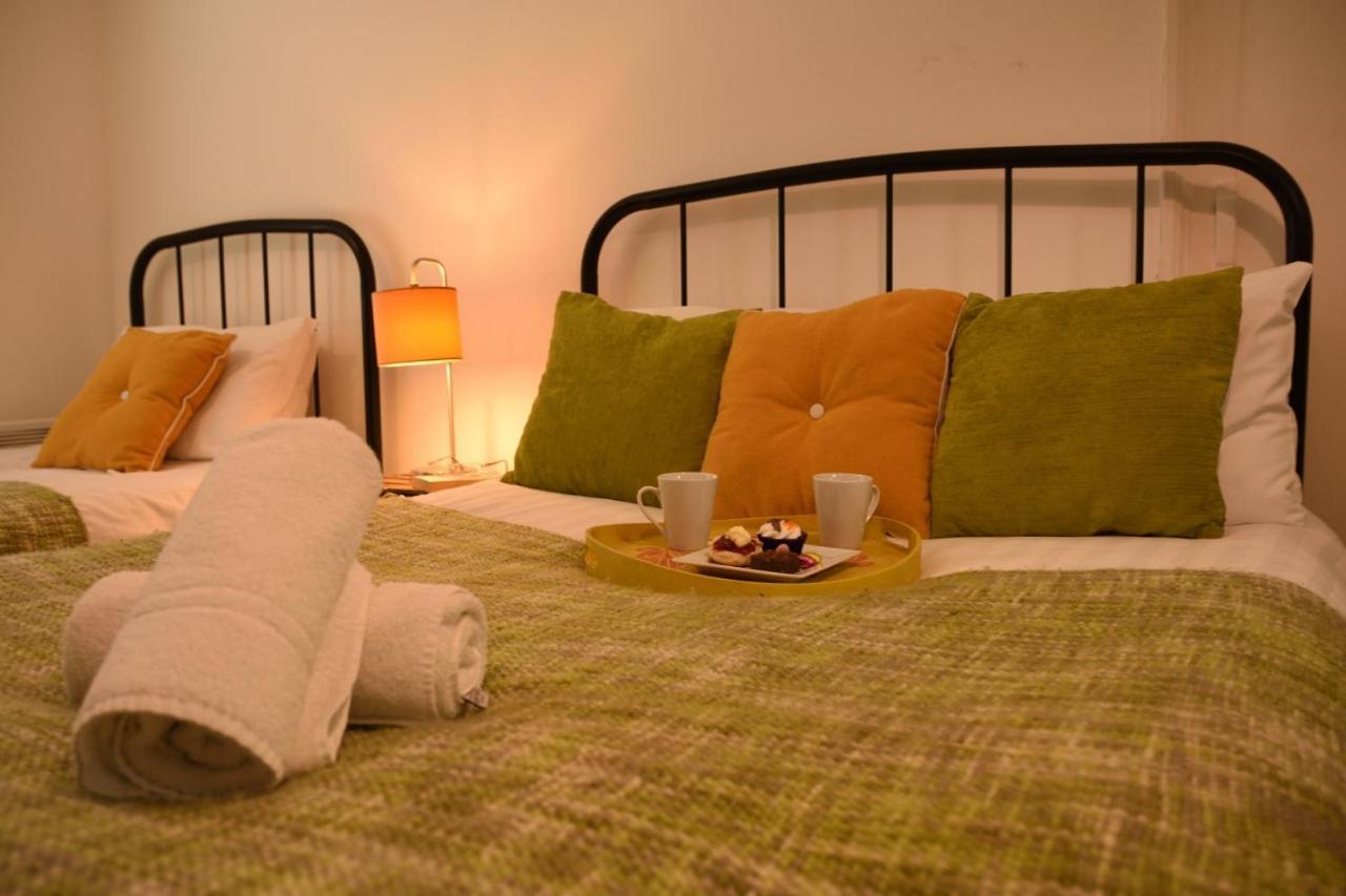 Burton-upon-Trent Coopers, Ground Floor Apartment With 2 Bedrooms And 2 Bathrooms Within A Georgian Listed Building מראה חיצוני תמונה